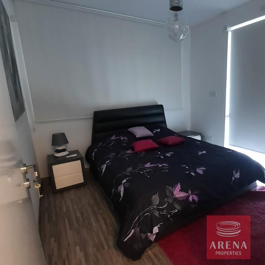 10-GF-APT-IN-MAKENZY-6127