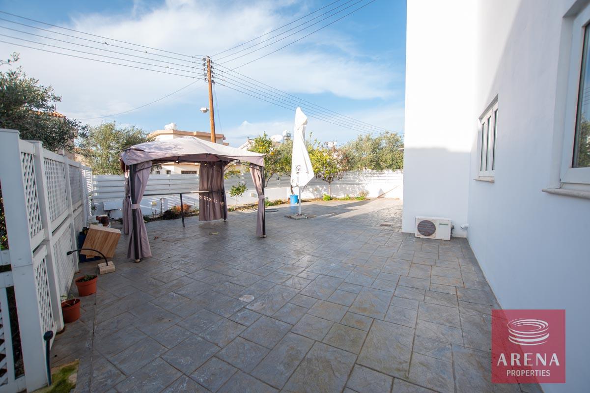 10-HOUSE-FOR-SALE-paralimni-4252-2