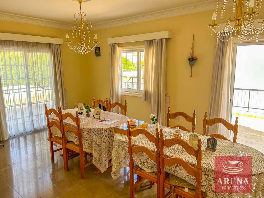 10-HOUSE-IN-DEKELIA-7466