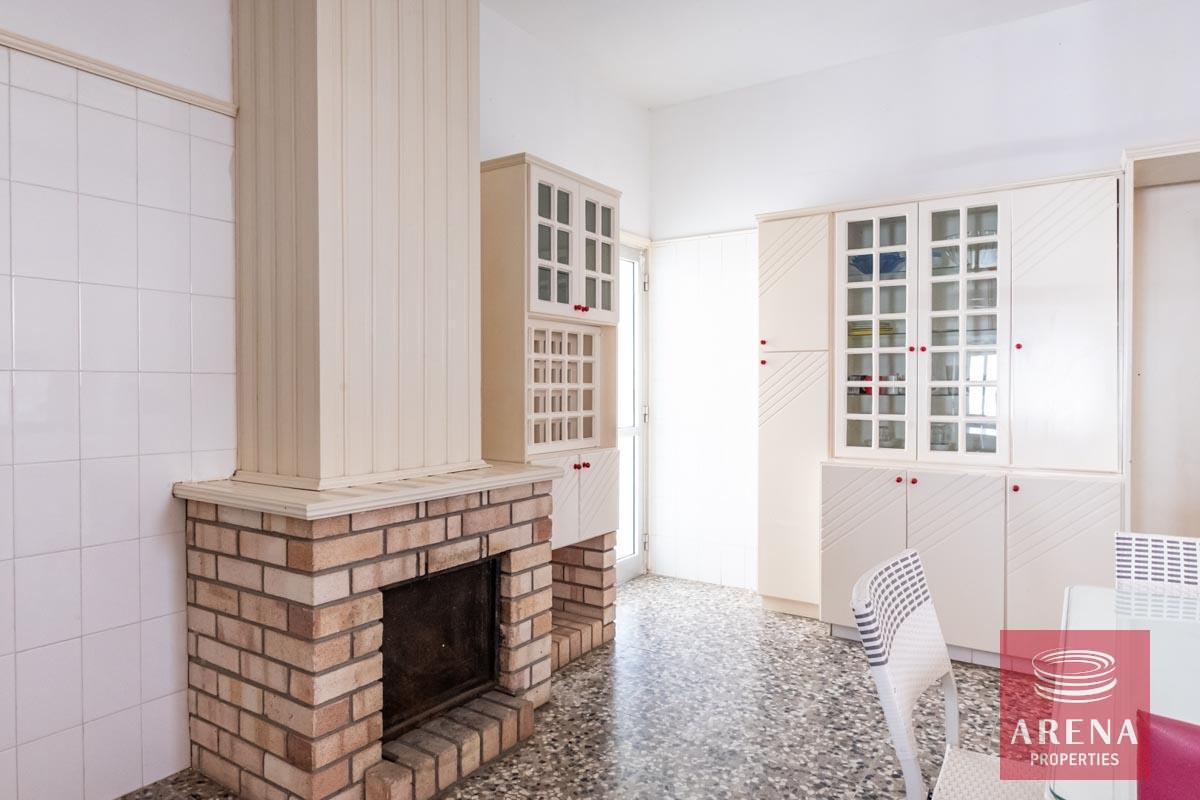 10-House-in-paralimni-5661-1