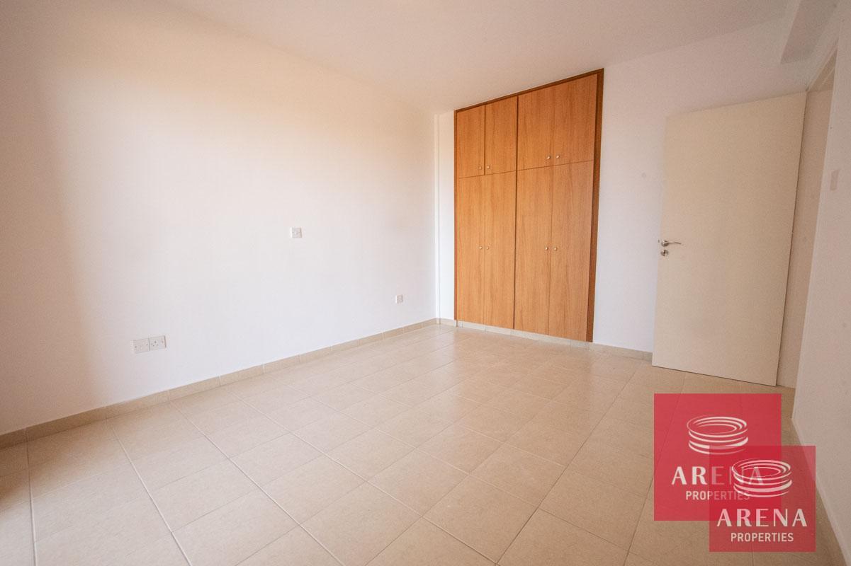 10-Paralimni-2-bed-flat-to-buy-3158-1