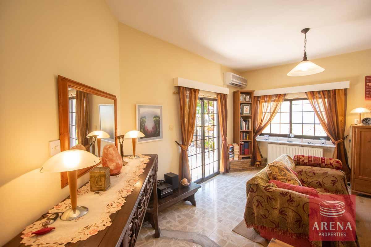 10-Semi-detached-house-in-Derynia-5697