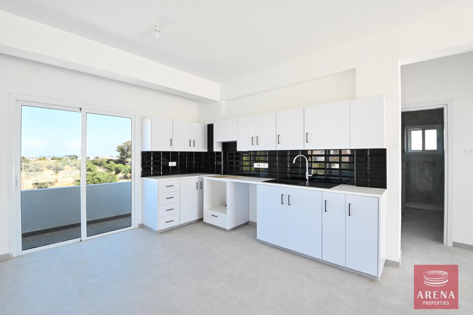 10-TOP-FLOOR-APT-LIVADIA-7983-1