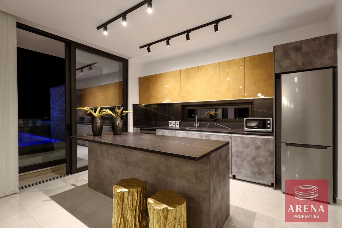 10-VILLA-IN-AYIA-THEKLA-8949