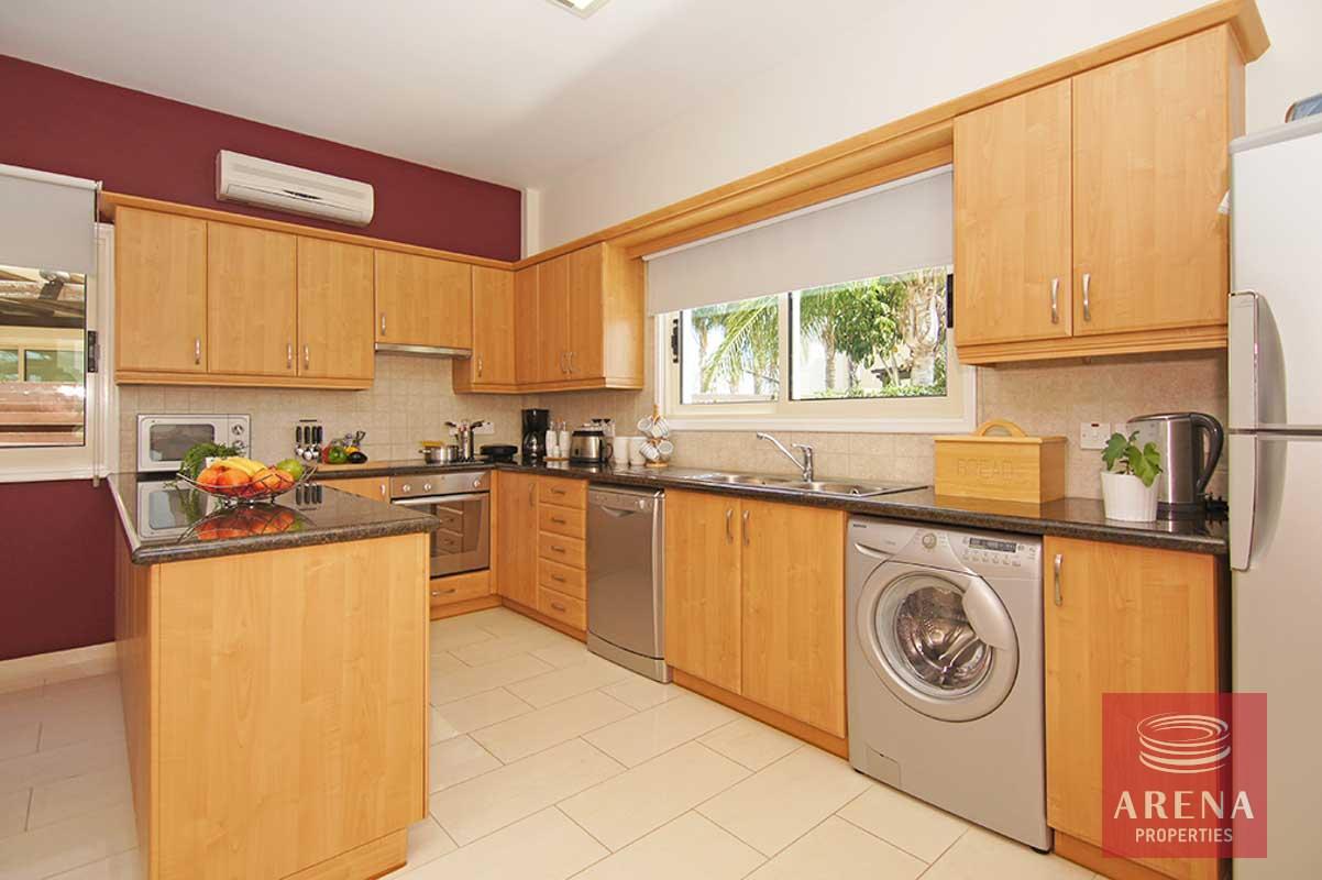 10-VILLA-IN-PERNERA-6565-1