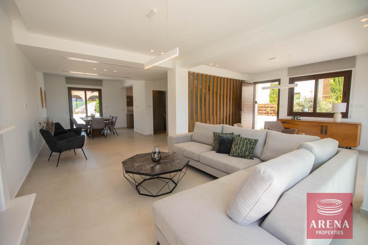 10-seafront-villa-ayia-thekla-5842-1