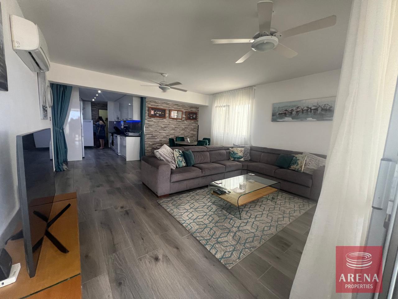 11-2-BED-APT-IN-OROKLINI-8382