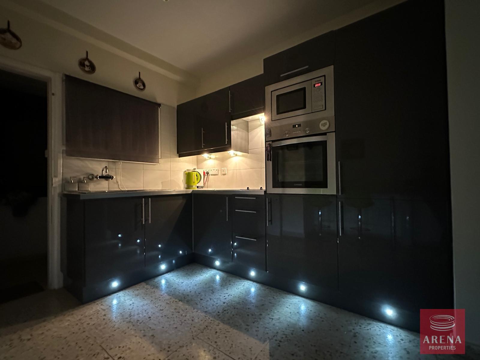 11-2-BED-APT-IN-PARALIMNI-8674