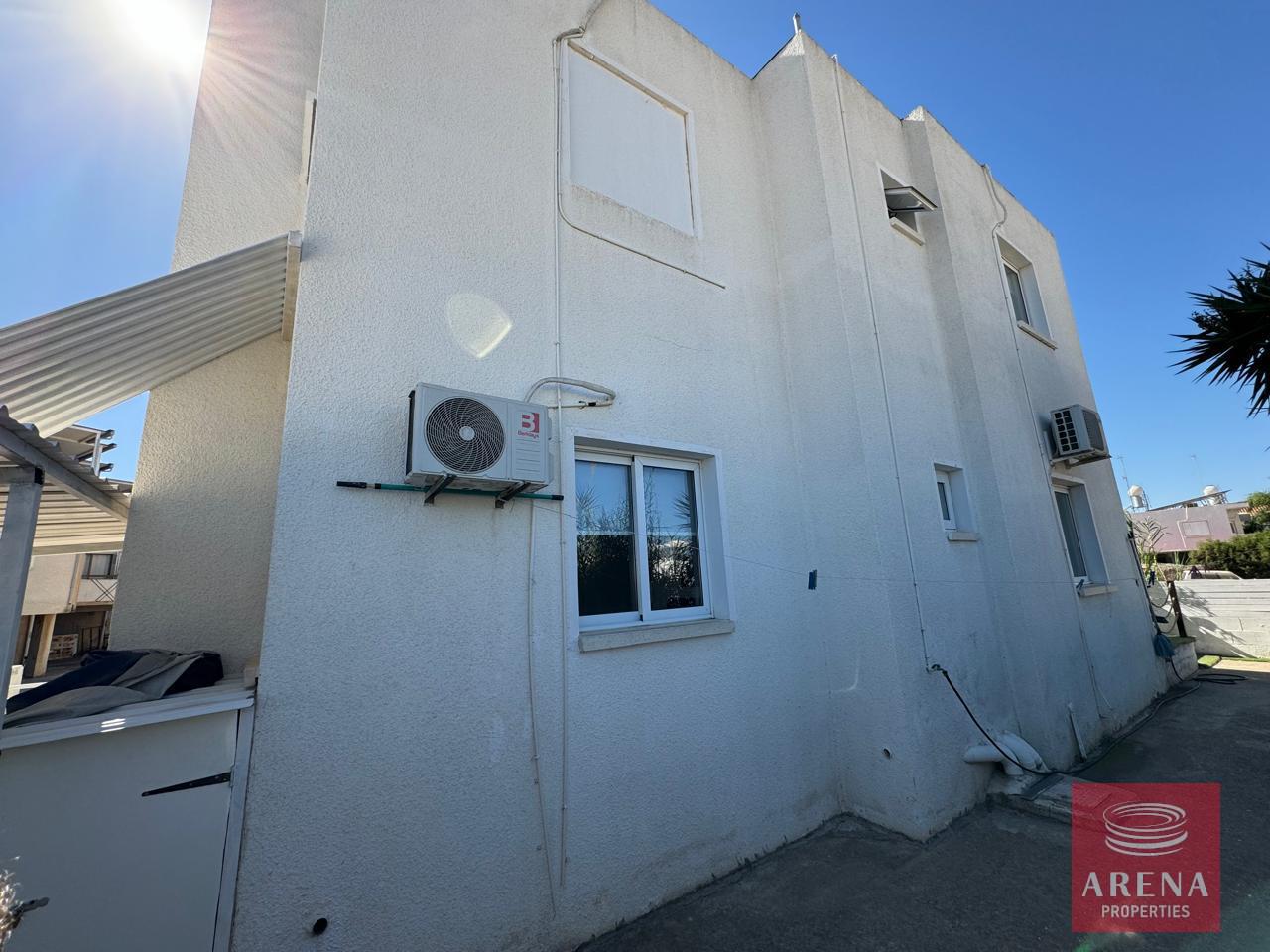 11-2-BED-APT-PARALIMNI-6217