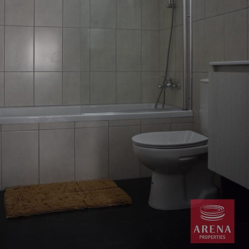 11-2-BED-APT-RENT-KAPAPRIS-9300