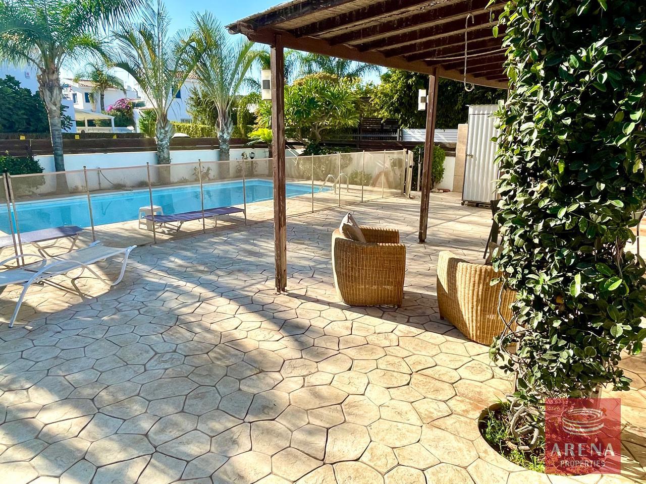11-2-BED-VILLA-PROTARAS-8702
