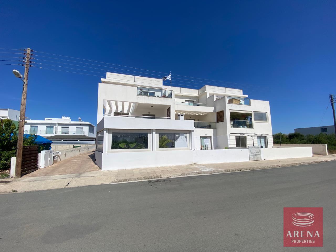 11-2-bed-apt-for-rent-in-paralimni-805-1