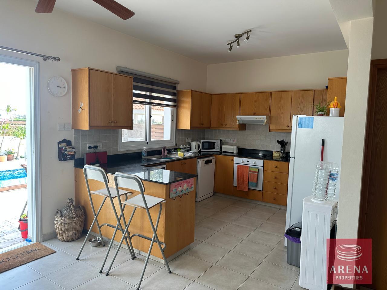 11-3-BED-VILLA-DERYNIA-8029-1