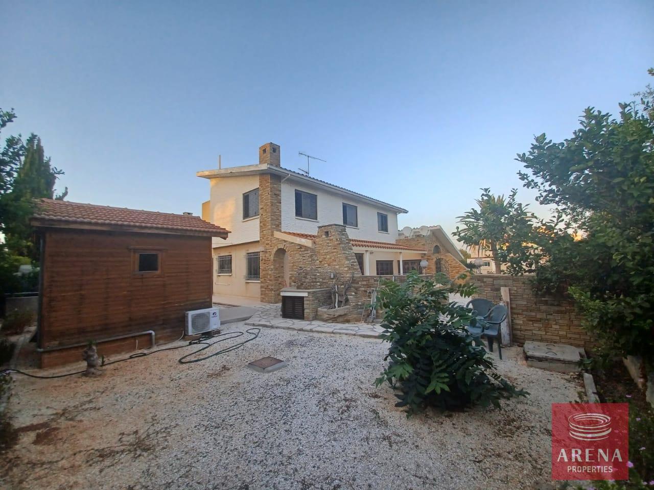 11-3-BED-VILLA-IN-PYLA-7456