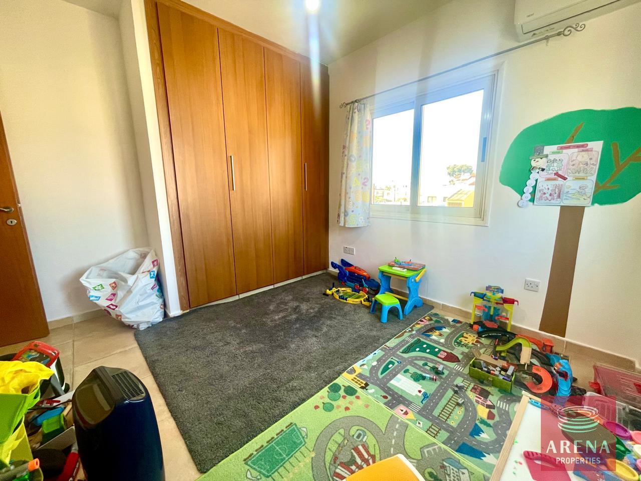 11-3-bed-apt-kiti-9180