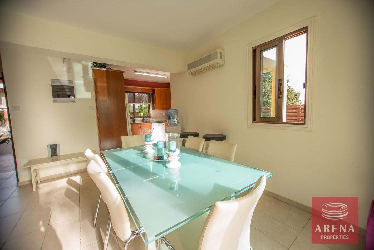 11-3-bed-villa-for-sale-in-ayia-triada-dining-area