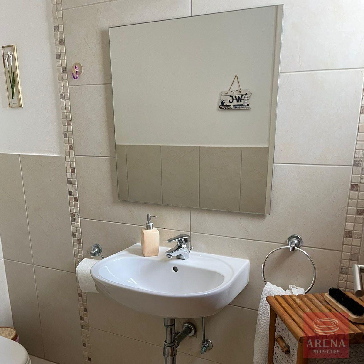 11-4-BED-VILLA-FOR-RENT-7477-1