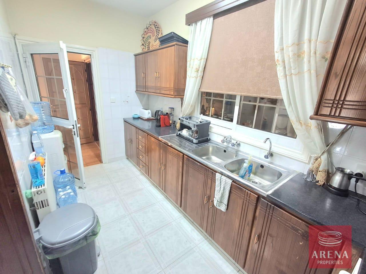 11-5-BED-VILLA-LIVADIA-9182