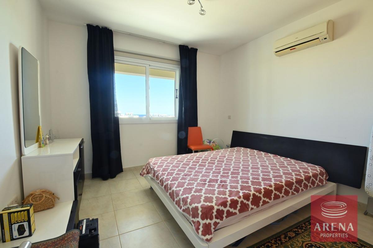 11-APT-IN-KAPPARIS-6055-1