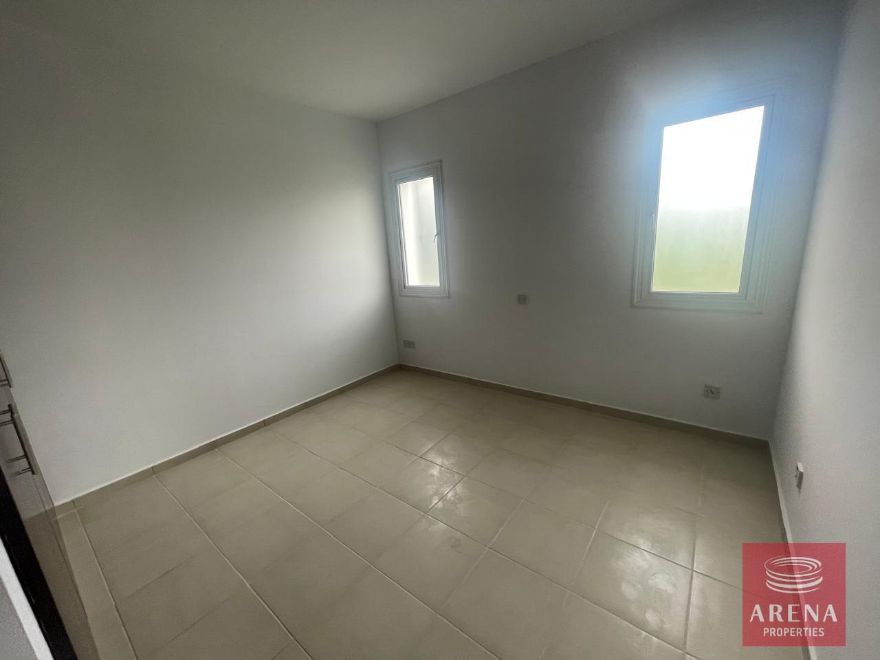 11-BULDING-IN-OROKLINI-9143