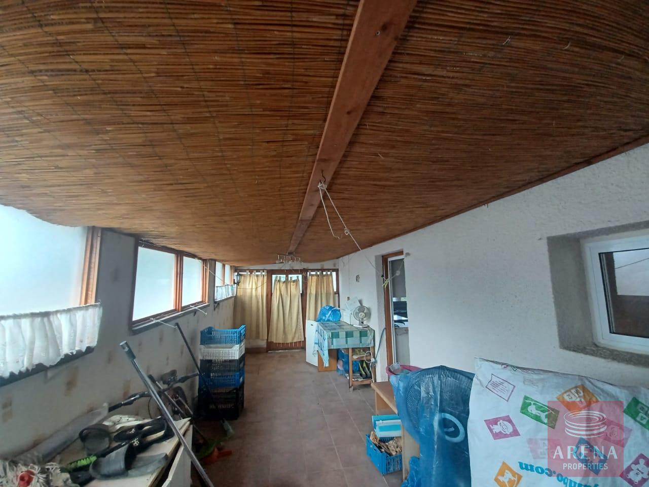 11-BUNGALOW-FOR-RENT-AVGOROU-9149-1