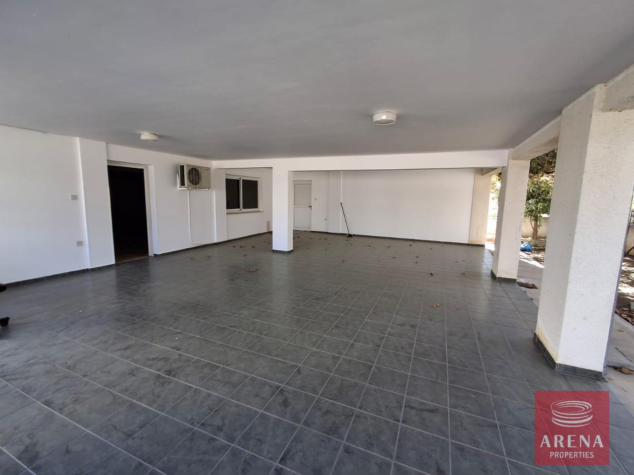 11-BUNGALOW-IN-OROKLINI-8638