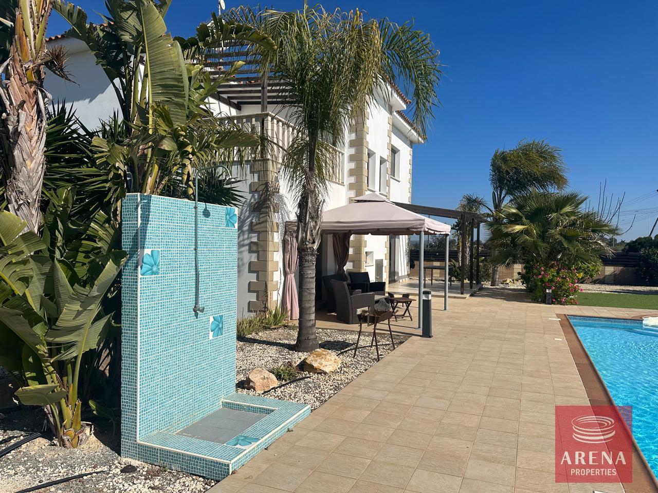 11-VILLA-FOR-RENT-IN-LIOPETRI-9223