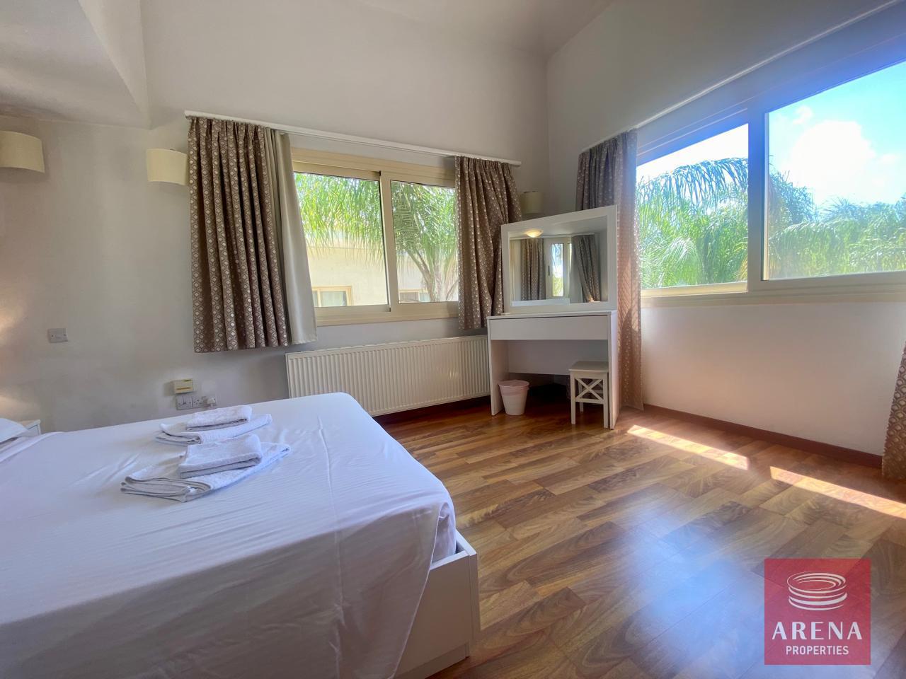 12-1-3-BED-VILLA-IN-cape-greco-8112-1