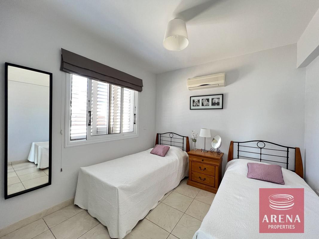 12-2-BED-APT-KAPPARIS-8197