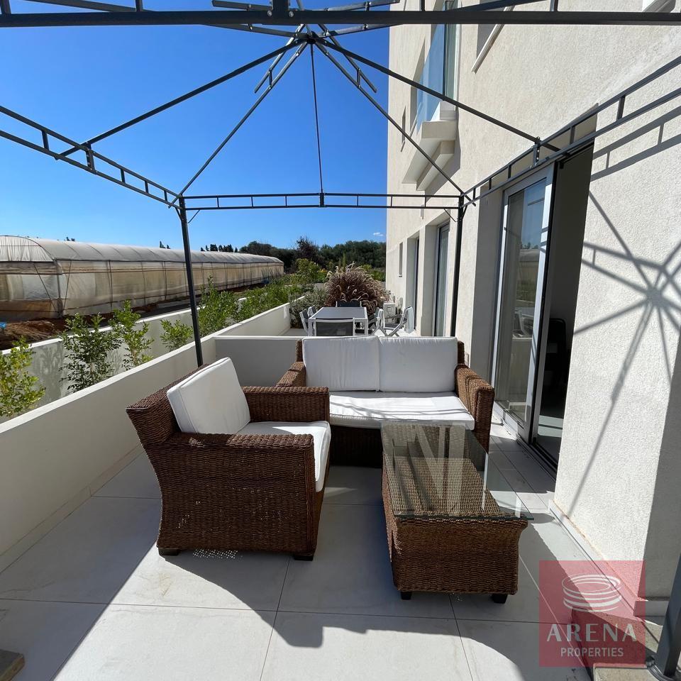 12-2-BED-APT-KAPPARIS-8933-1