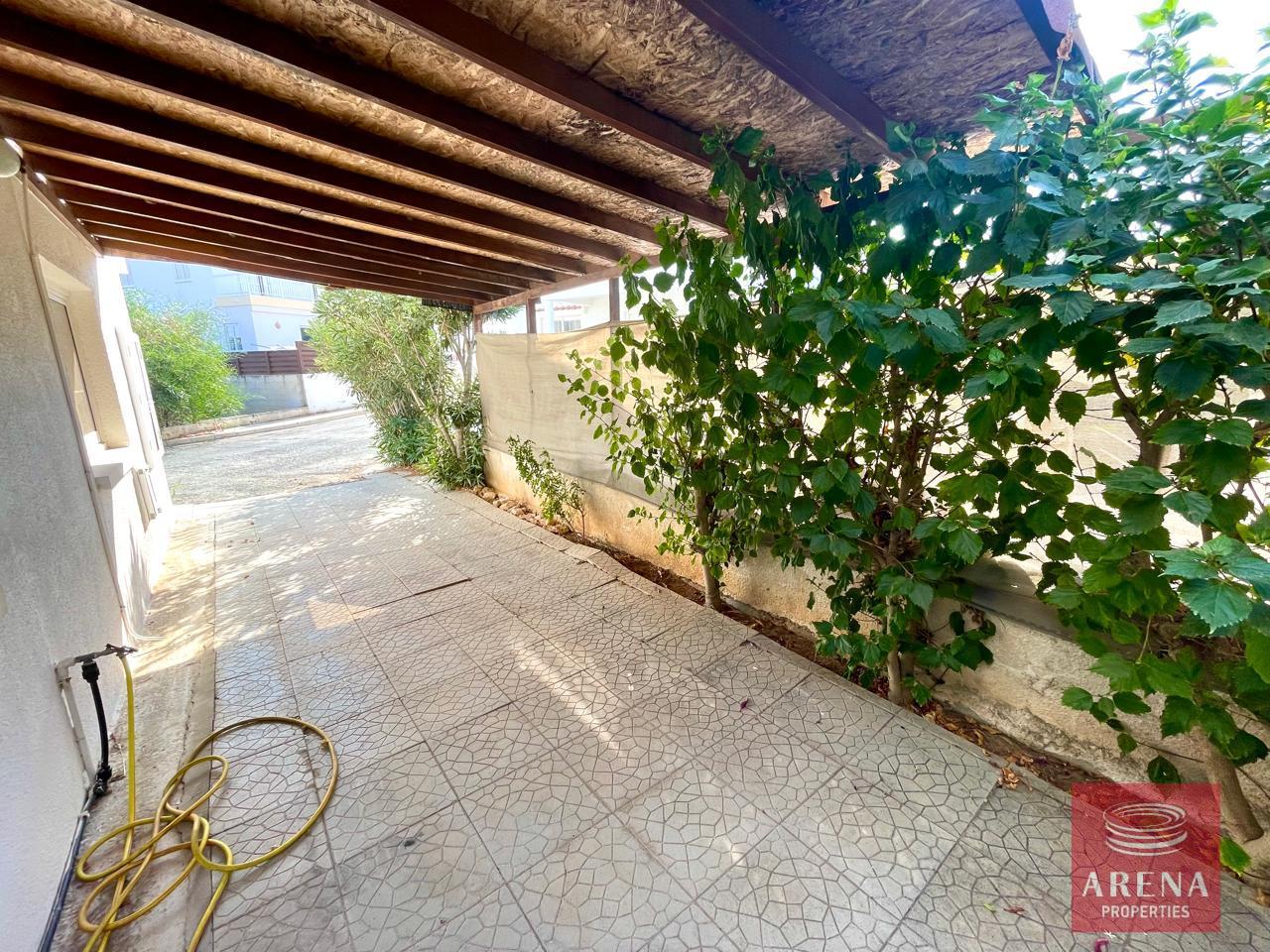 12-2-BED-HOUSE-PARALIMNI-8768