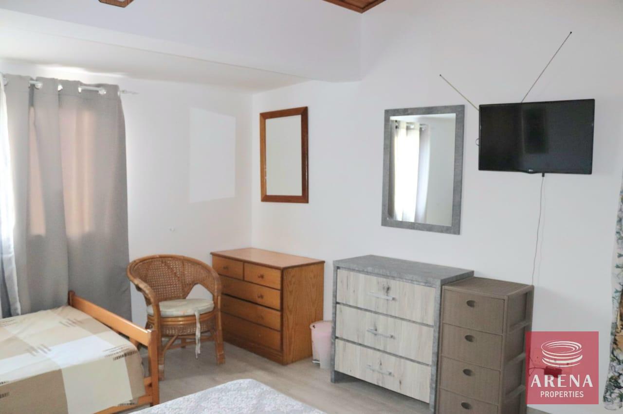 12-2-BED-VILLA-PERVOLIA-8905