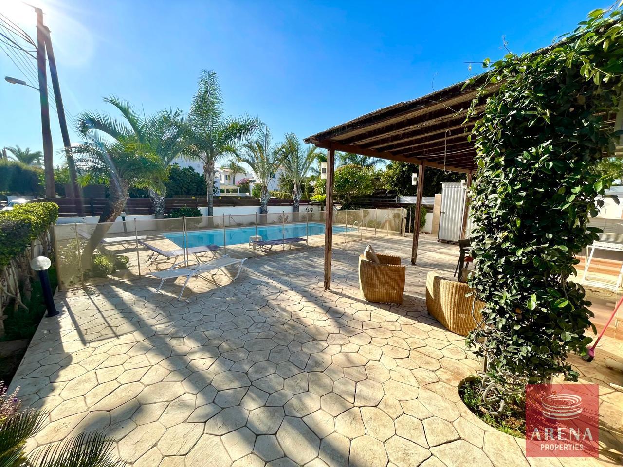 12-2-BED-VILLA-PROTARAS-8702