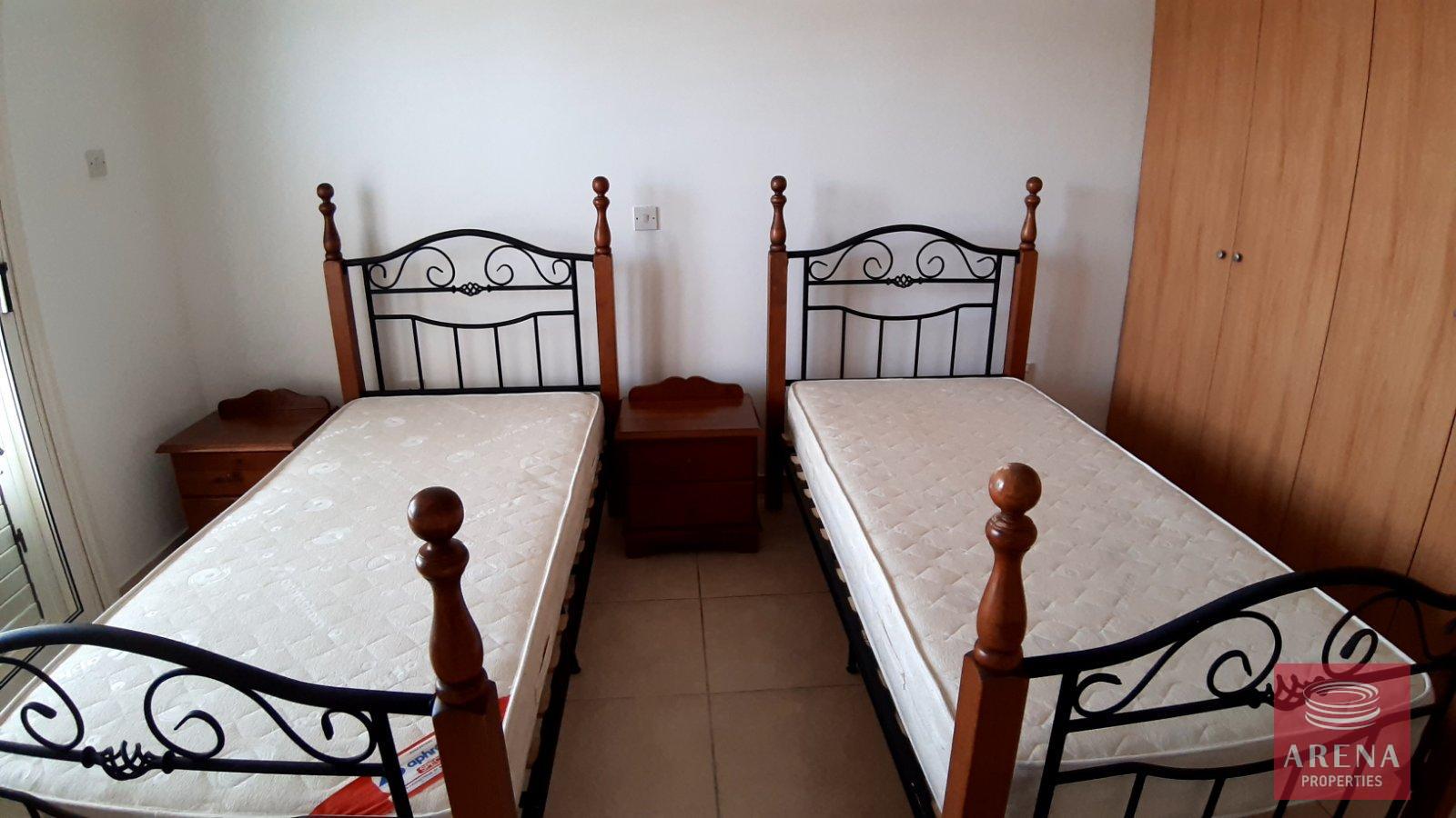 12-2-bed-apt-for-rent-in-paralimni-5709