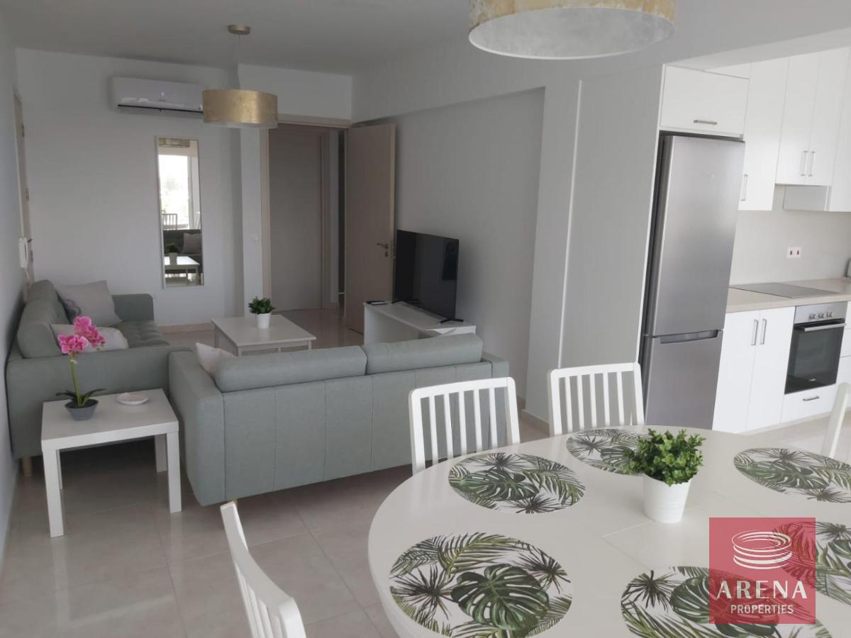 12-3-BED-APT-LARNACA-8759