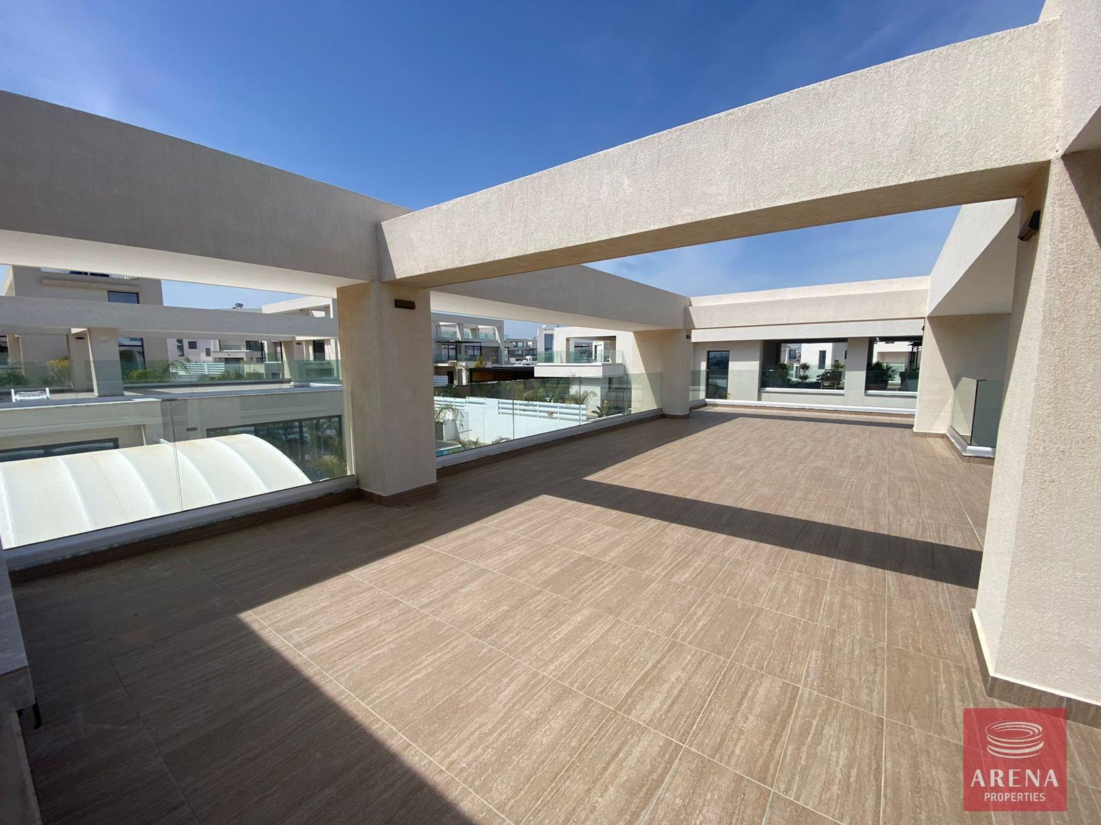 12-3-BED-BUNGALOW-IN-PERNERA-6211