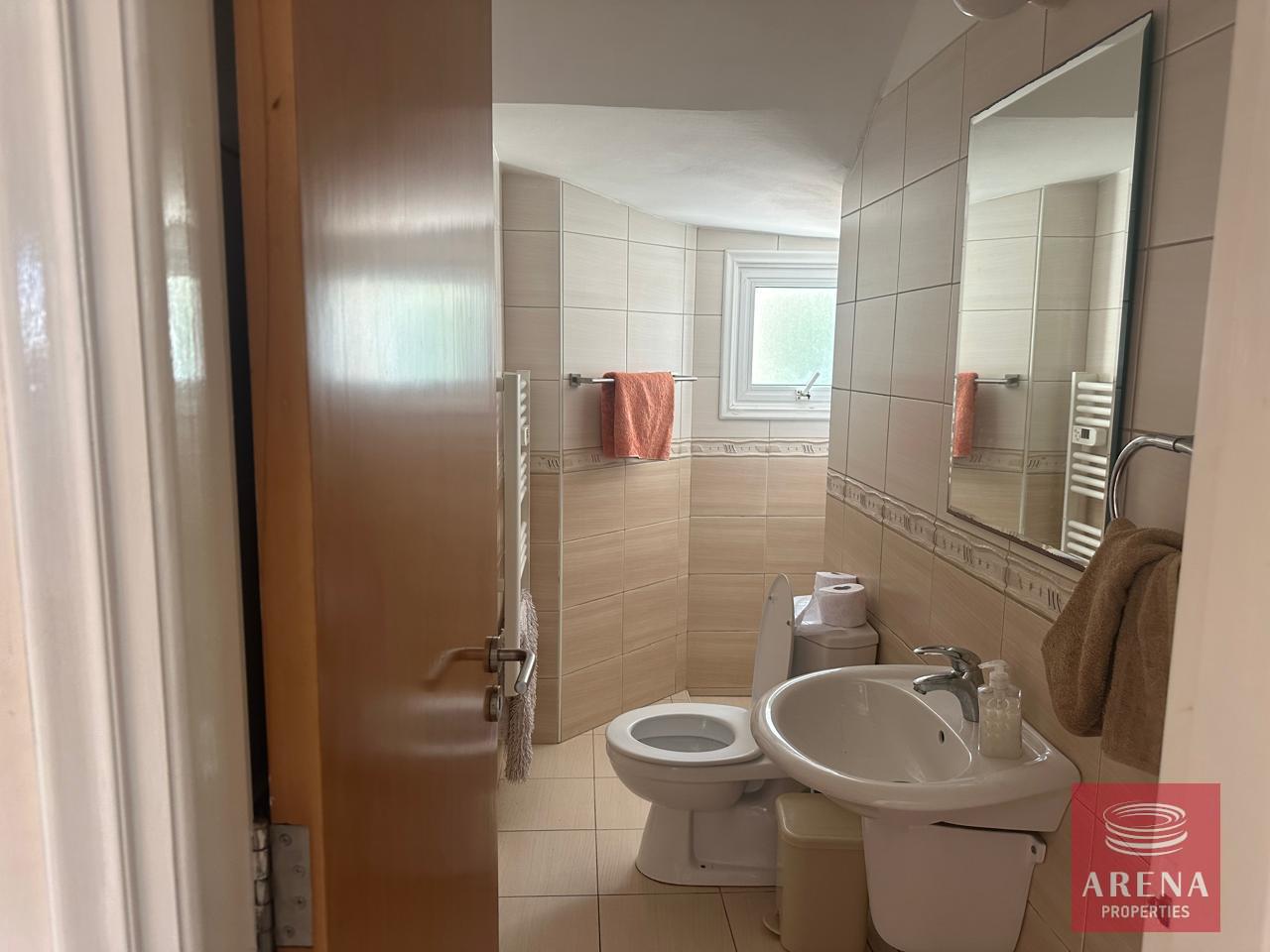 12-3-BED-VILLA-IN-AYIA-THEKLA-9168