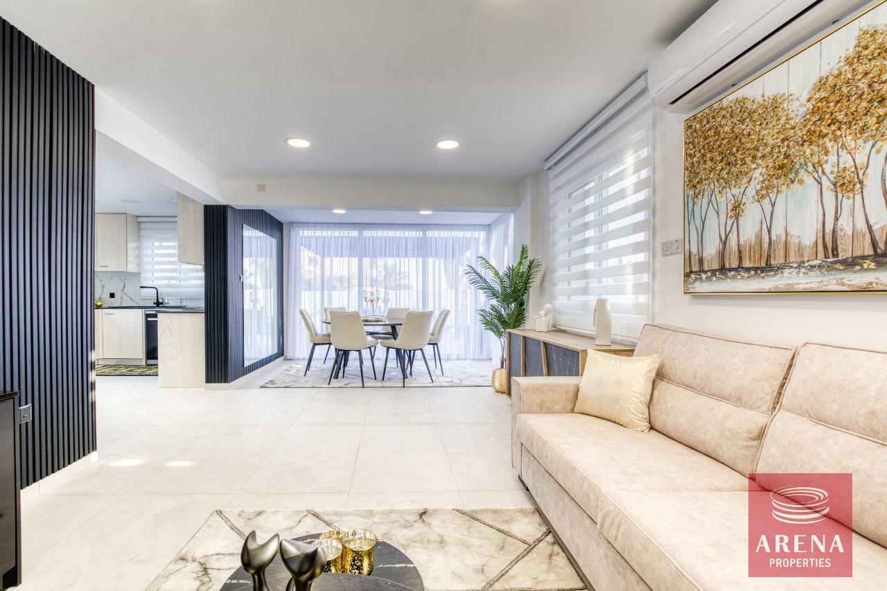 12-3-BED-VILLA-KAPPRIS-7585-1