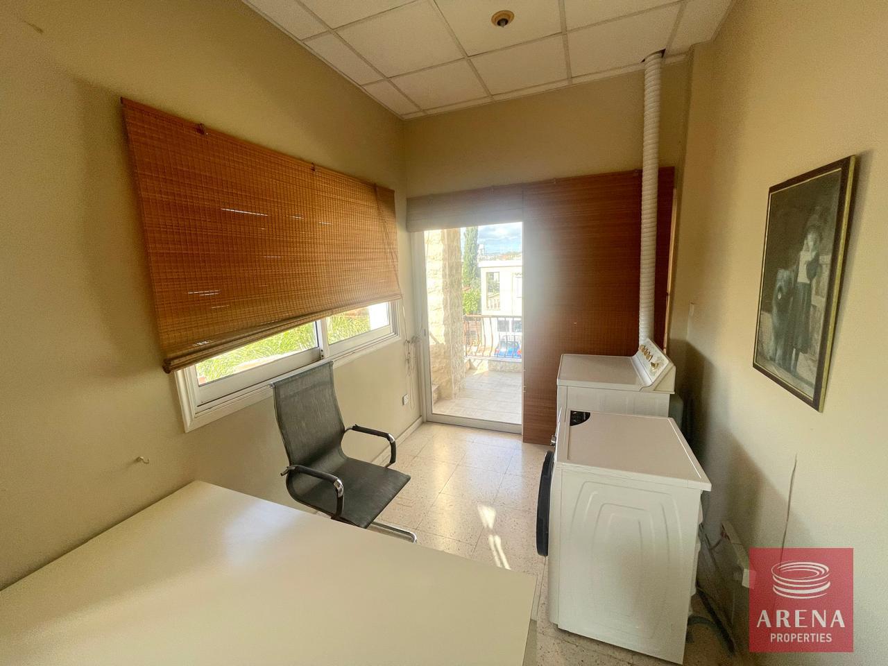 12-3-BED-VILLA-PERVOLIA-909-1