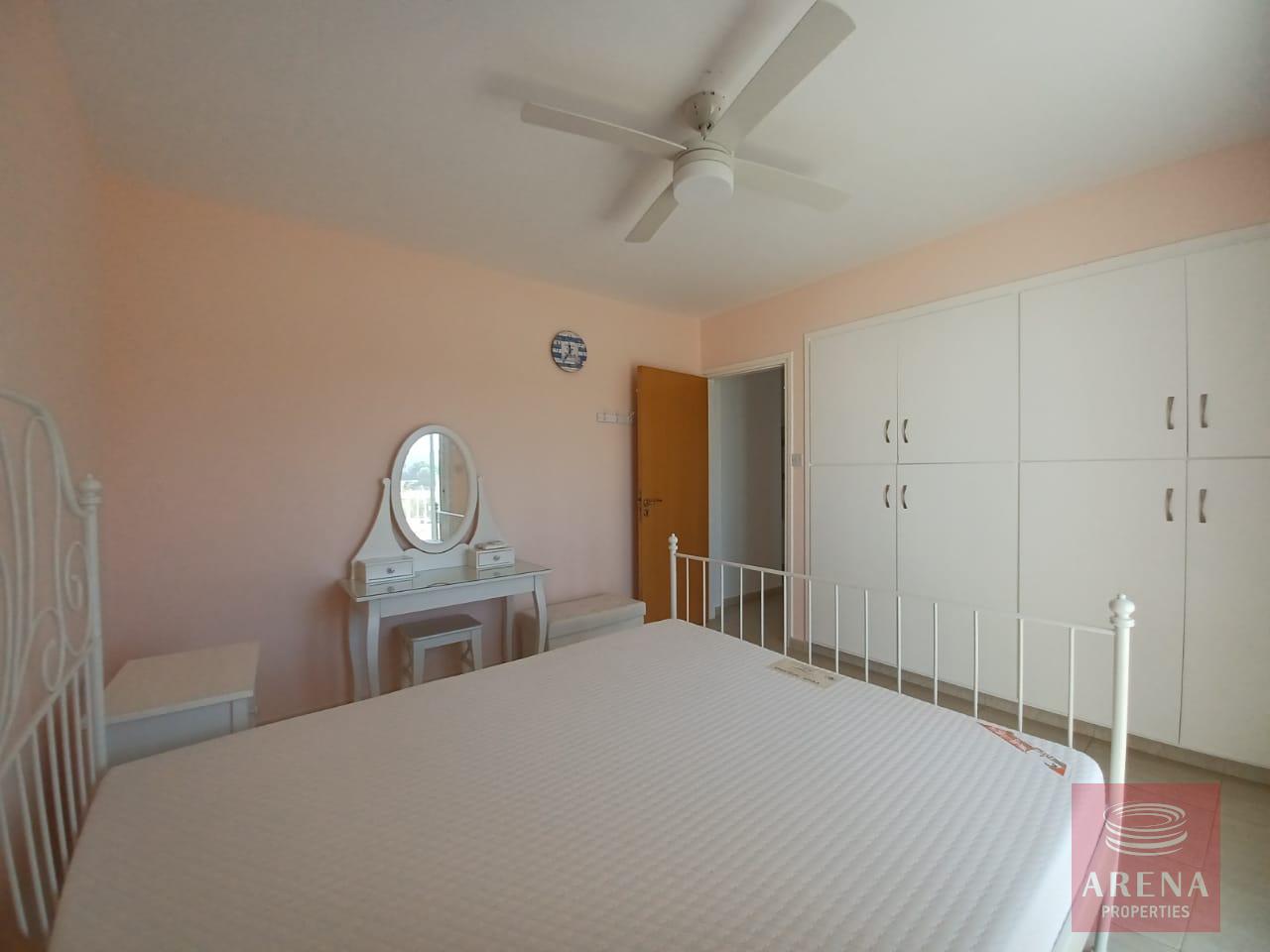 12-3-bed-apt-for-rent-Paralimni-7431-5