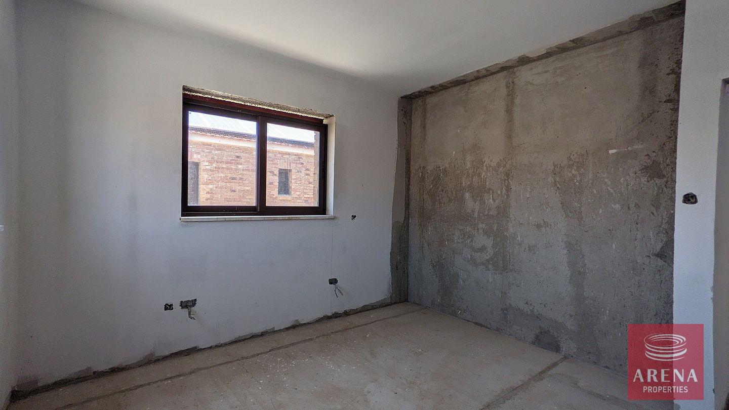 12-4-BED-VILLA-IN-KITI-7292-1