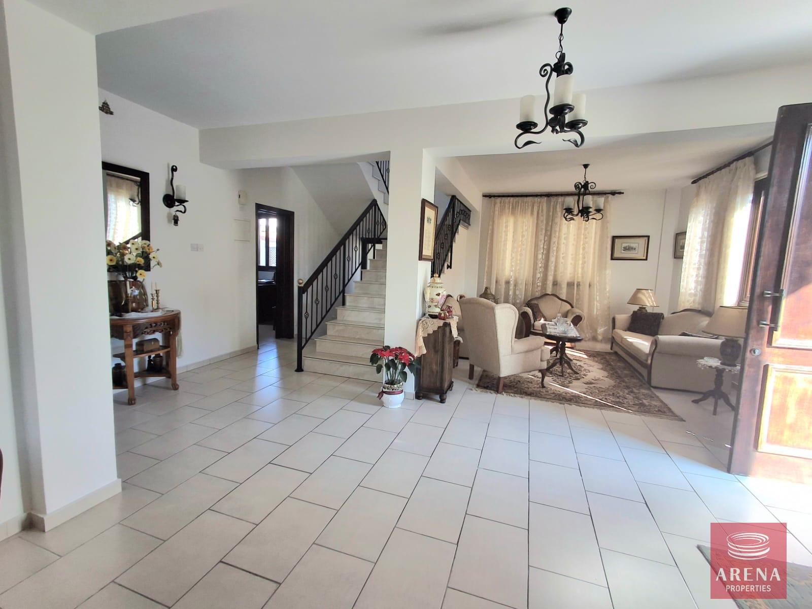 12-5-BED-VILLA-KRASAS-9152