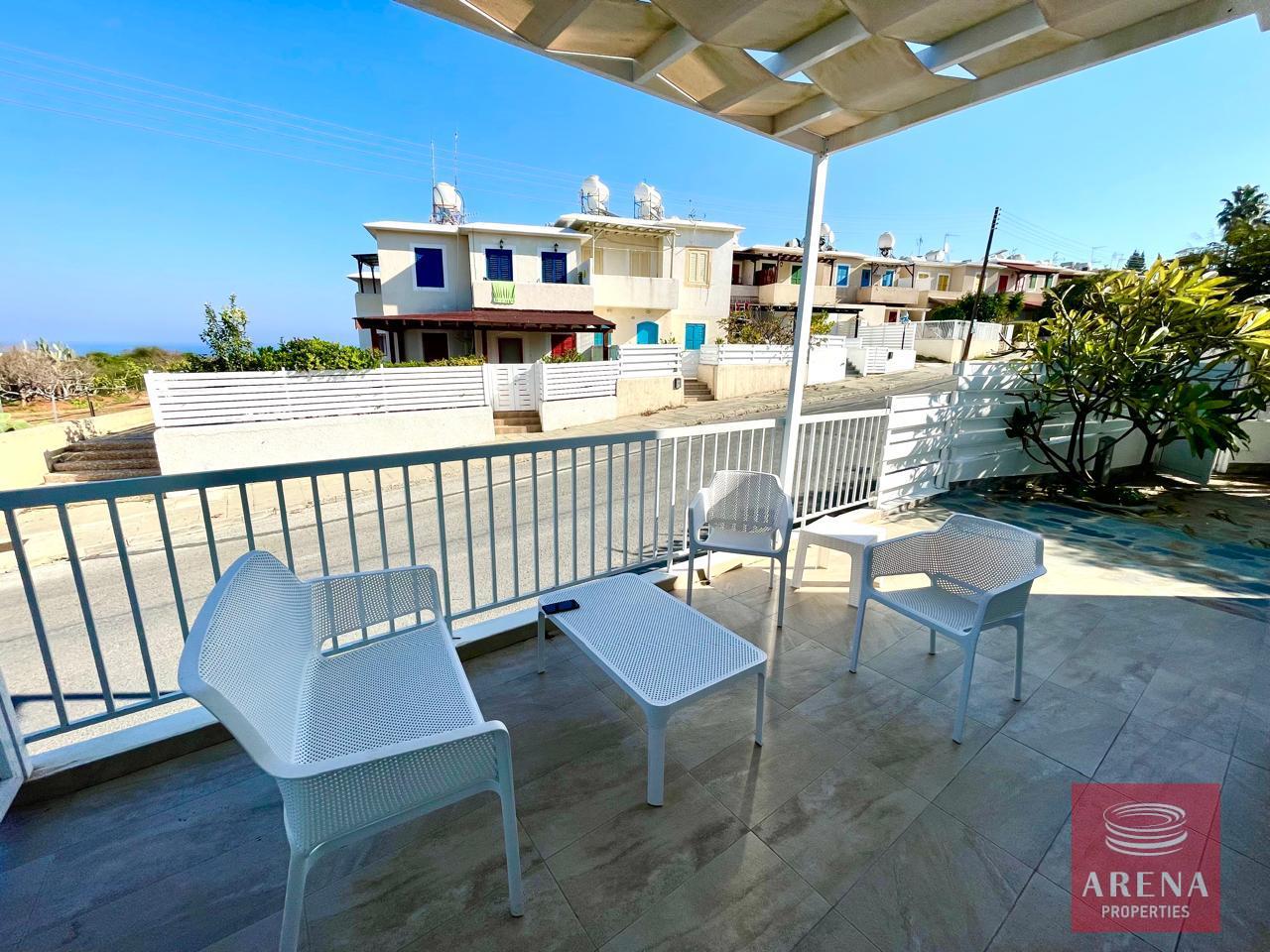 12-APT-IN-PROTARAS-9256