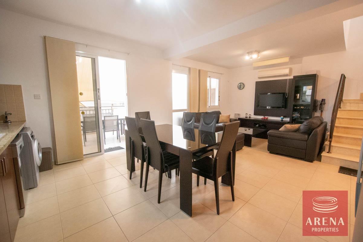 12-Townhouse-in-Oroklini-5773-1