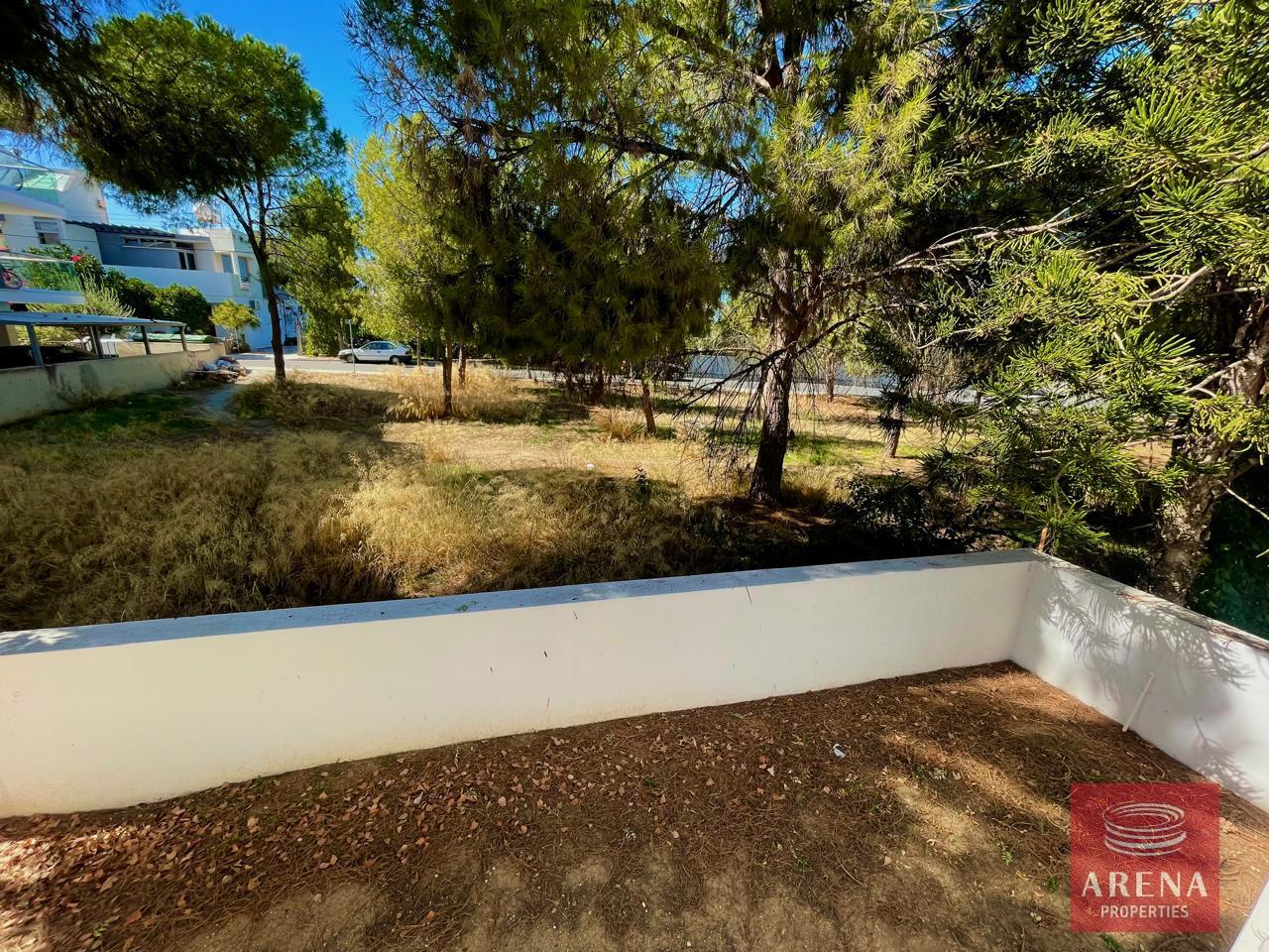 12-VILLA-IN-STROVOLOS-8730