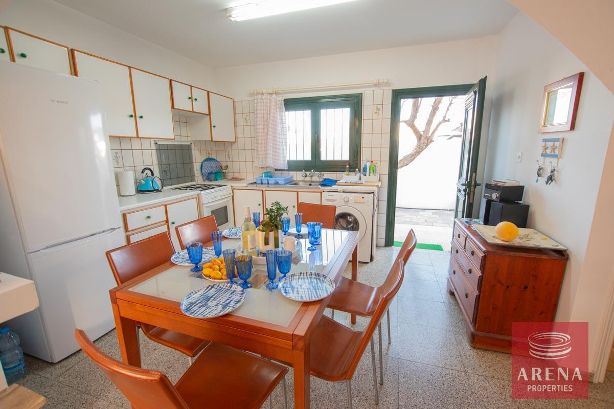 12-Villa-in-Ayia-Triada-5653-1