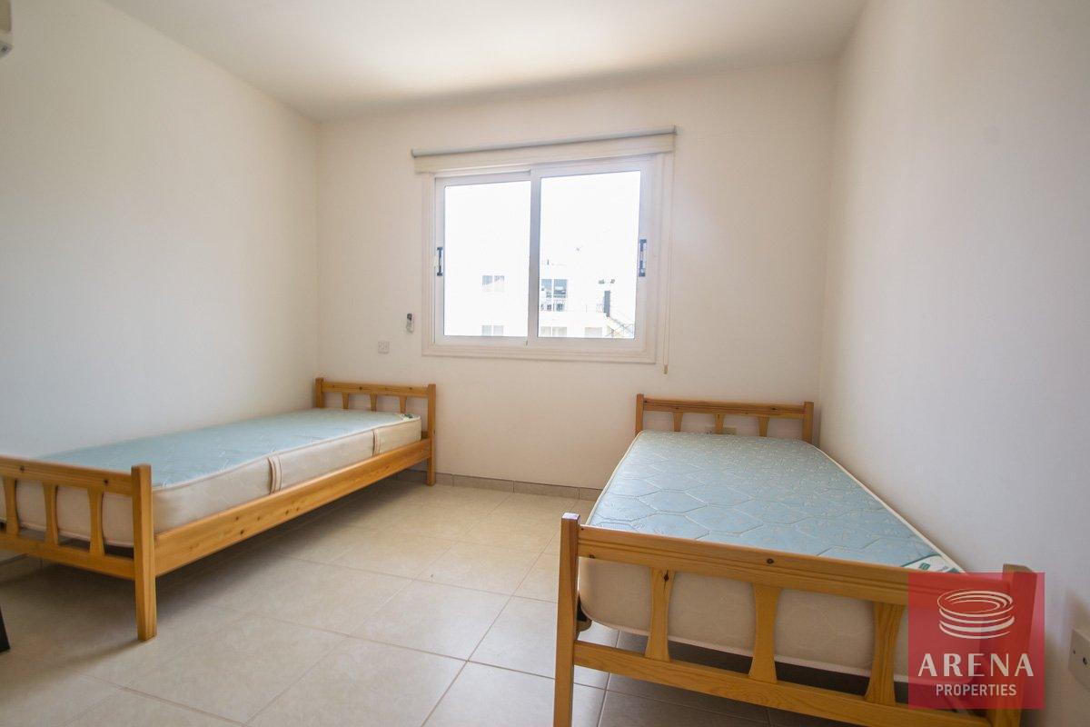 12-apt-for-rent-5444-1