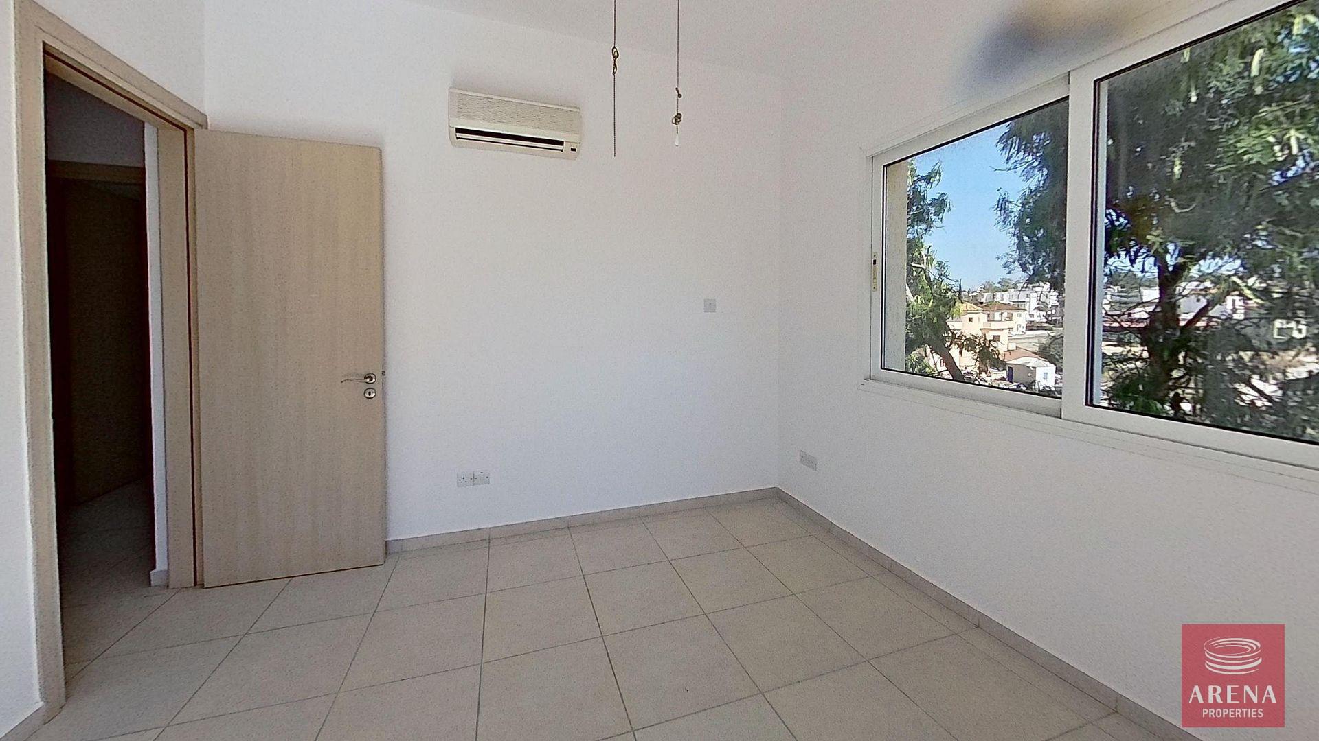 12-house-in-ormidia-8386