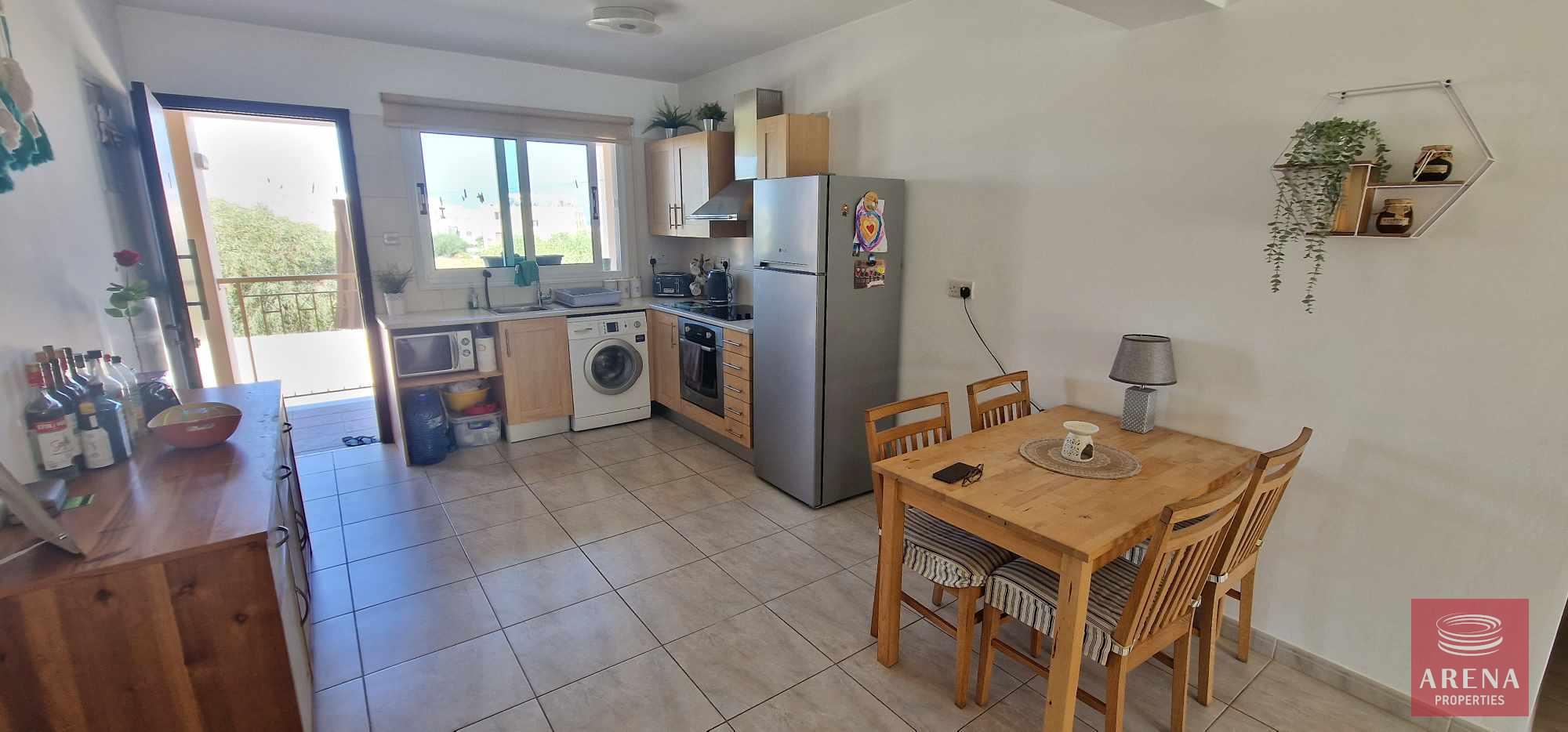 13-1-bed-apt-kapparis-7439