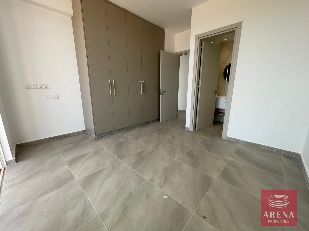 13-2-BED-APT-PARALIMNI-8455